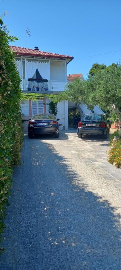 Sobe Sotic Bed and Breakfast Rab Town Exteriör bild